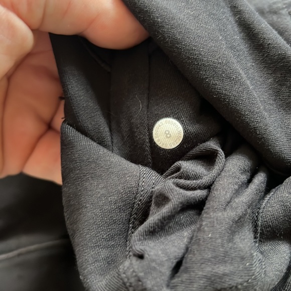 Lululemon - Sz 8 - black joggers - Picture 2 of 3